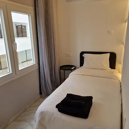 2 Bedroom Modern In The Heart Of Larnaca! Apartment