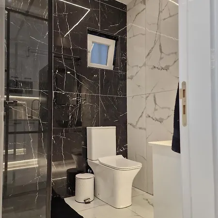 Apartment 2 Bedroom Modern In The Heart Of Larnaca! *